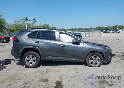 2022 Toyota Rav4 Xle z USA, uszkodzony, nr VIN 2T3W1RFV5NW202544